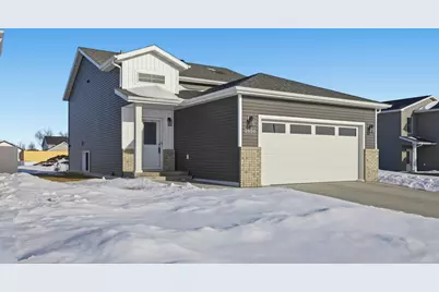 2520 37th Avenue S, Moorhead, MN 56560 - Photo 2