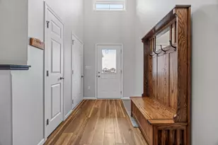 2520 37th Ave S, Moorhead, MN 56560 - Photo 4