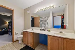 7307 Amber Ln, Eden Prairie, MN 55346 - Photo 16