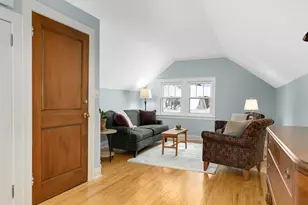 2300 Grand Ave S, Minneapolis, MN 55405 - Photo 42