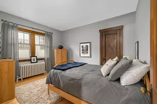 2300 Grand Ave S, Minneapolis, MN 55405 - Photo 40