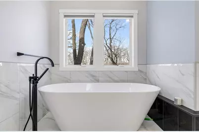 925 Minnesota Lane N, Plymouth, MN 55447 - Photo 40