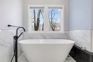 925 Minnesota Ln N, Plymouth, MN 55447 - Photo 40