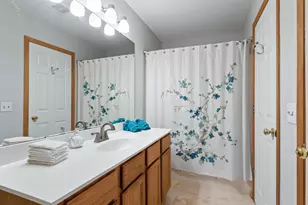 8789 N Bay Dr, Chanhassen, MN 55317 - Photo 14