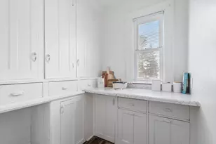 915 Lincoln St, Superior, WI 54880 - Photo 8