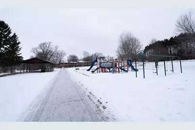 434 E 11th Street #L, New Richmond, WI 54017 - Photo 28