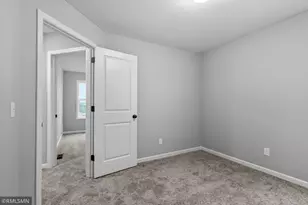 10492 Goodview Ave S, Cottage Grove, MN 55016 - Photo 12