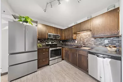 3440 Golfview Drive #121, Eagan, MN 55123 - Photo 4