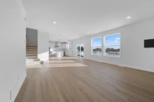 565 Waterford Pl, Waconia, MN 55387 - Photo 10