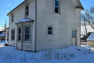 231 E River St, Woodville, WI 54028 - Photo 6