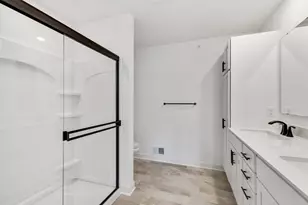 186 HUNTINGTON DR, Waconia, MN 55387 - Photo 12