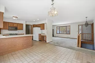 823 Northview Dr, Hudson, WI 54016 - Photo 8