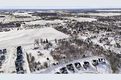 2840 30th Street NE, Buffalo, MN 55313 - Photo 2