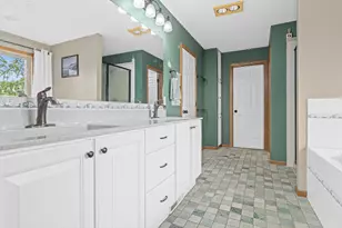 14217 Footbridge Way, Apple Valley, MN 55124 - Photo 28