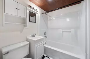 8213 Dupont Ave S, Bloomington, MN 55420 - Photo 18