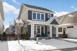 4878 161st St W, Lakeville, MN 55044 - Photo 2