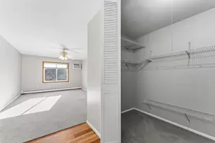 10311 Cedar Lake Rd, Minnetonka, MN 55305 - Photo 12