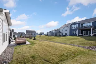 934 Goldfinch St, Chaska, MN 55318 - Photo 26