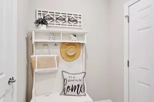 934 Goldfinch St, Chaska, MN 55318 - Photo 20