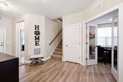 934 Goldfinch Street, Chaska, MN 55318 - Photo 10