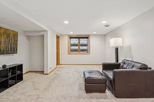 8081 Red Oak Dr, Mounds View, MN 55112 - Photo 26