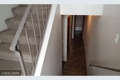 2323 Territorial Road, Saint Paul, MN 55114 - Photo 20