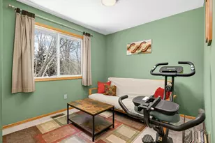 4580 Hayward Rd N, Oakdale, MN 55128 - Photo 12