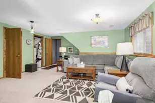 4580 Hayward Rd N, Oakdale, MN 55128 - Photo 14