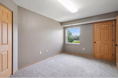 935 Ferndale Street N #302, Maplewood, MN 55119 - Photo 20