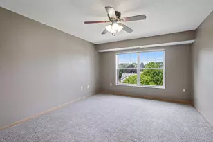 935 Ferndale St N, Maplewood, MN 55119 - Photo 24