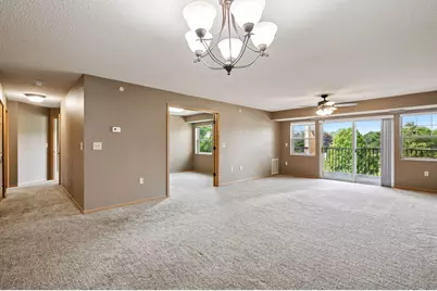 935 Ferndale Street N #302, Maplewood, MN 55119 - Photo 16