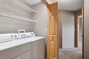 935 Ferndale St N, Maplewood, MN 55119 - Photo 32