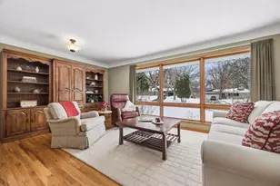 3974 Fairview Ave N, Arden Hills, MN 55112 - Photo 6