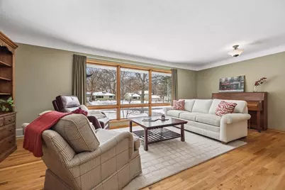 3974 Fairview Avenue N, Arden Hills, MN 55112 - Photo 4