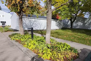 1721 Fulham St, Lauderdale, MN 55113 - Photo 52