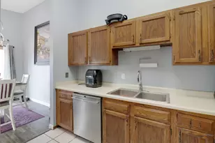 4219 Hemlock Ln N, Plymouth, MN 55441 - Photo 8