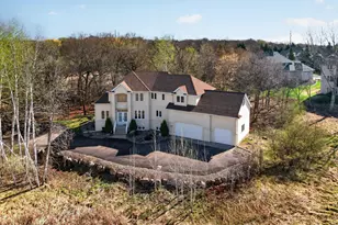14831 Lac Lavon Dr, Burnsville, MN 55306 - Photo 2