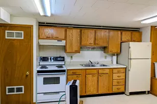 1115 N 4th St, Montevideo, MN 56265 - Photo 38