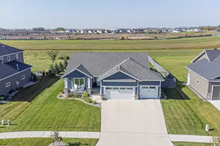 6969 Golden Vly Pkwy S, Fargo, ND 58104 - Photo 8