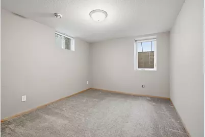 6529 41st Avenue N, Crystal, MN 55427 - Photo 38