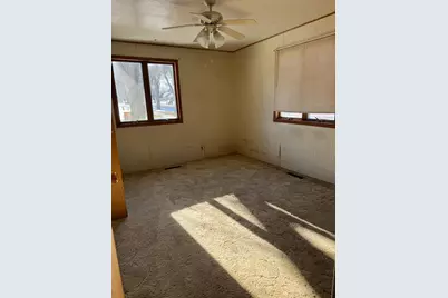 491 3rd Avenue SE, Wells, MN 56097 - Photo 14