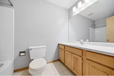 16657 Hutchinson Drive, Lakeville, MN 55044 - Photo 32