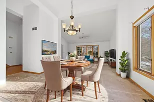 16657 Hutchinson Dr, Lakeville, MN 55044 - Photo 14