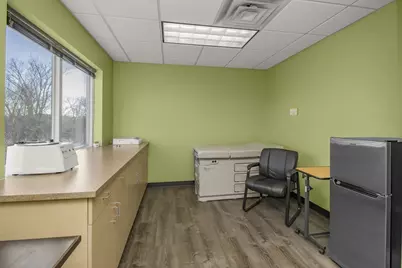 4657 White Bear Parkway, White Bear Lake, MN 55110 - Photo 24