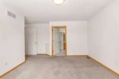 2734 Century Trail, Chanhassen, MN 55317 - Photo 16