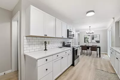 405 Minnesota Avenue, Roseville, MN 55113 - Photo 10