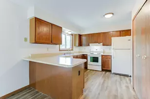 472 Lawrence St, Prescott, WI 54021 - Photo 18