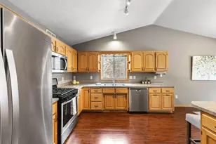 9197 Alamo St NE, Blaine, MN 55449 - Photo 18