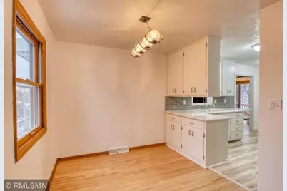 2531 Mayfair Avenue, White Bear Lake, MN 55110 - Photo 10