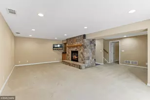 18455 95th Pl N, Maple Grove, MN 55311 - Photo 32